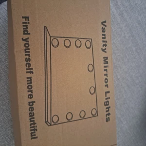 Lampor - Små lampor som man kan ändra ljuset på.