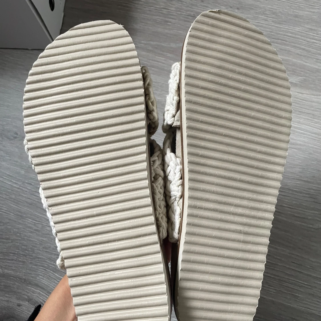 Virkade tofflor - 91