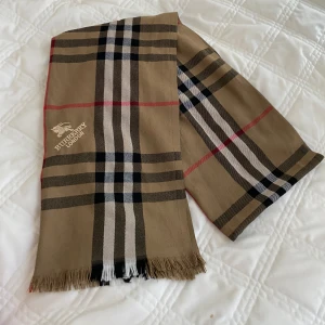 Halsduk  - Halsduk som inte används 