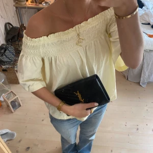 Blus - SUPER snygg!!