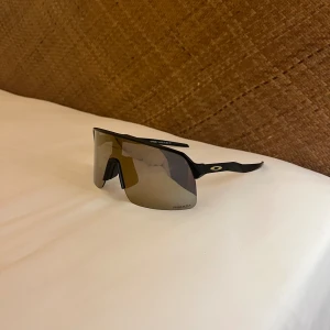 Oakley Sutro Lite  - Snabba sportglasögon från oakley