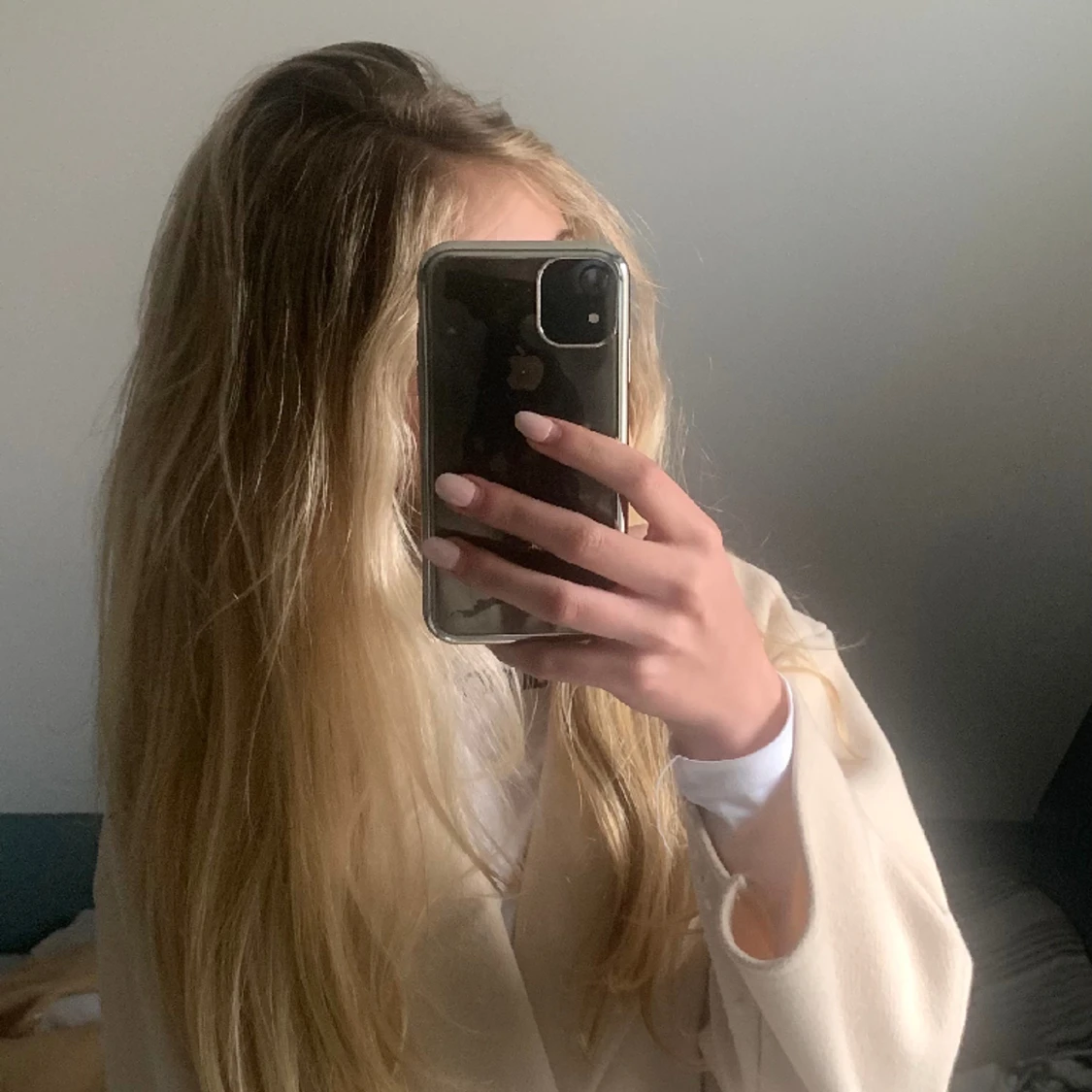 Superfin beige kappa, i XS/S💗 Endast provat den och har ej används. Är i superfint skick  - 90