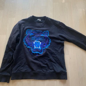 Riktig kenzo sweatshirt - Den är använd. Storlek S