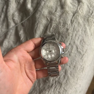 Klocka  - Silver klocka 