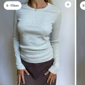 Tröja från Djerf Avenue - Grå melerad tröja från Djerf Avenue. Fint skick. Storlek XS. 