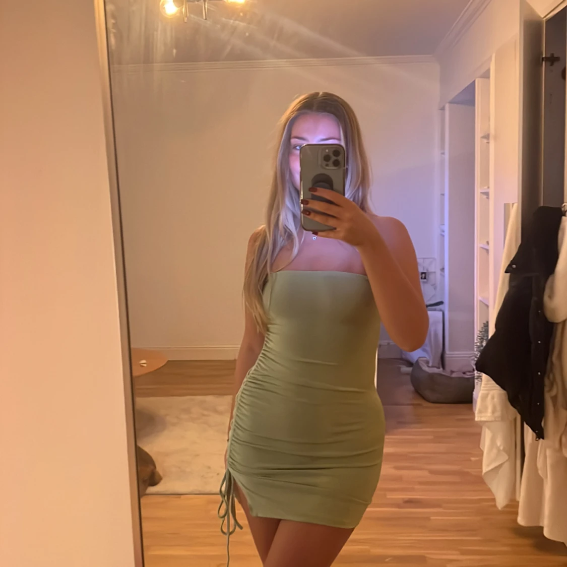 Grön festklänning  - 91