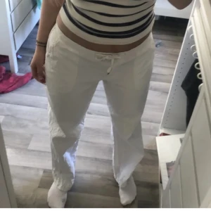 Linnebyxor  - Säljer dessa linnebyxor från Bonprix i storlek 40 men passar även 38 om man vill ha lite lösare passform!💙 nypris: 649 säljer för 300
