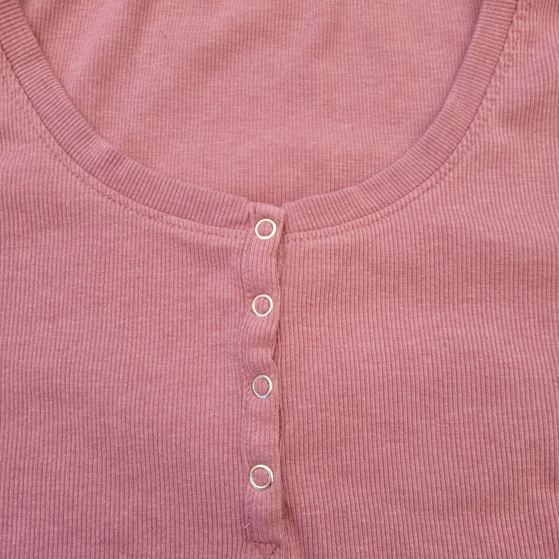 Rosa ribbad topp från Newbie - 90