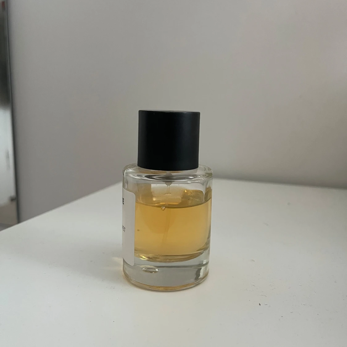 Essence parfym  - 90