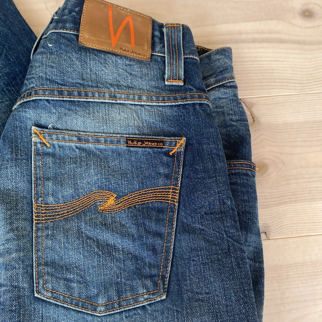 Blåa nudie jeans - 91