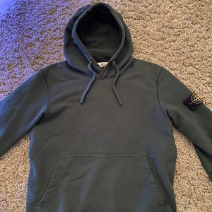 Stone island hoodie - Storlek M