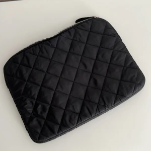 Datorfodral  - Superbra skick! Säljer då jag köpt en annan 😎