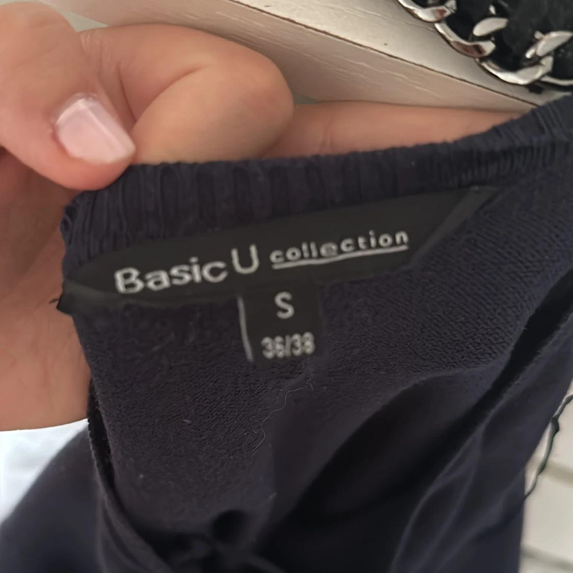 Marinblå tröja  - 91