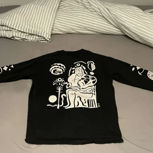 Long sleeve tröja från polar skate - Nytt skick storlek xs