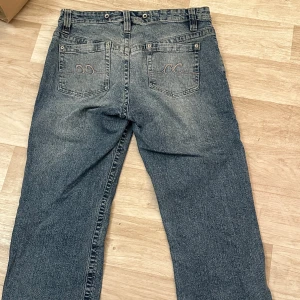 Jeans  - Inte använda 