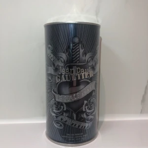 Jean paul gaultier Le male lover - Le male lover Limited edition 125 ml, släpptes 2024 och går inte att få tag på nånstans billigare. Skick 10/10 helt oöppnad👍