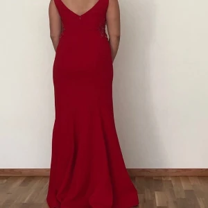 Klänning  - Storlek 40 