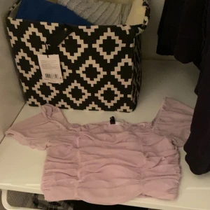 söt rosa mag tröja  - storlek s ( liten i storlek) mag tröja jätte söt 