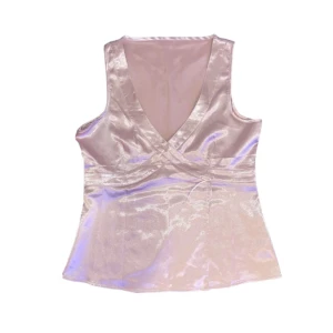 Topp - Champange rosa färg. Kontakta vid intresse och fler bilder <3