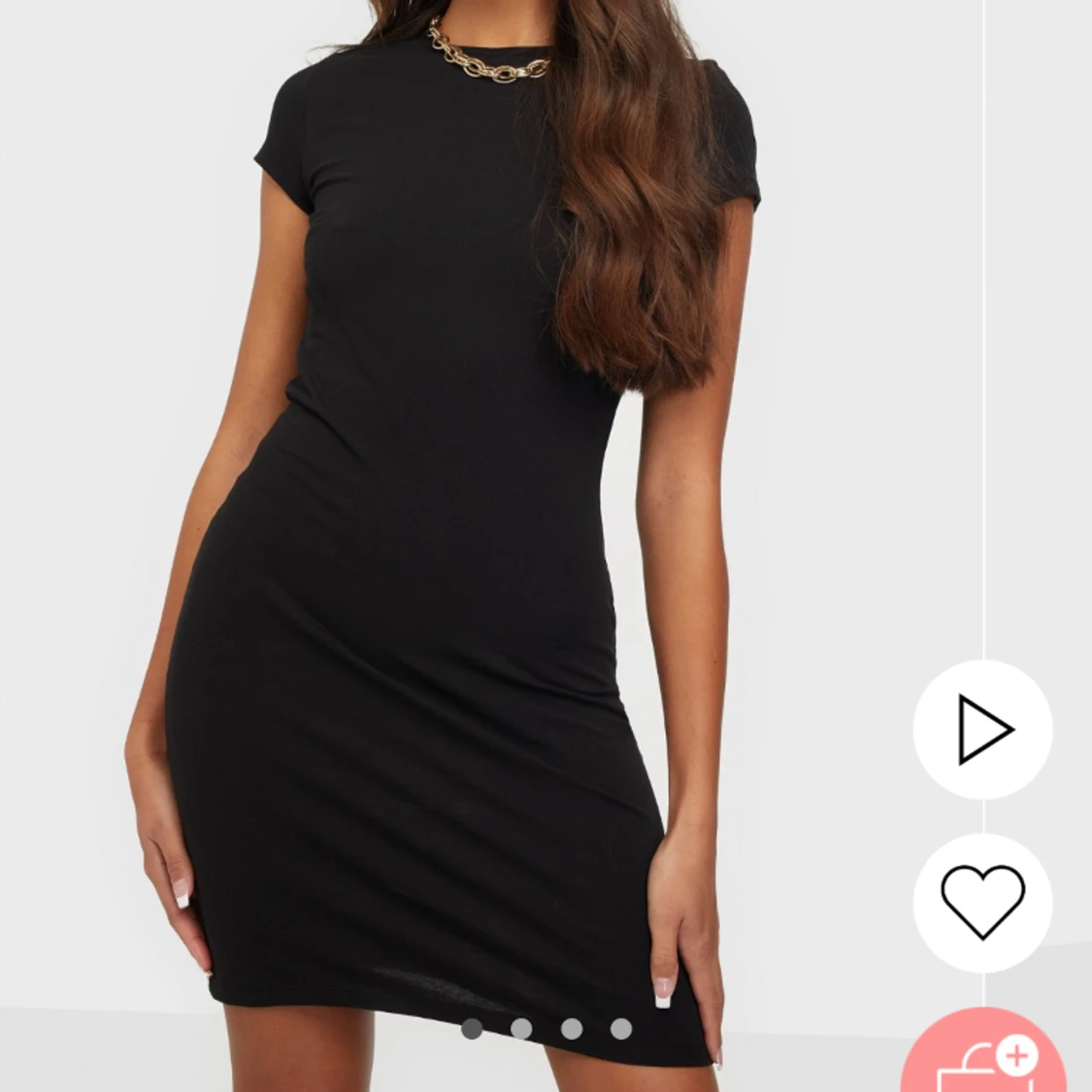 Svart Klänning  - 90