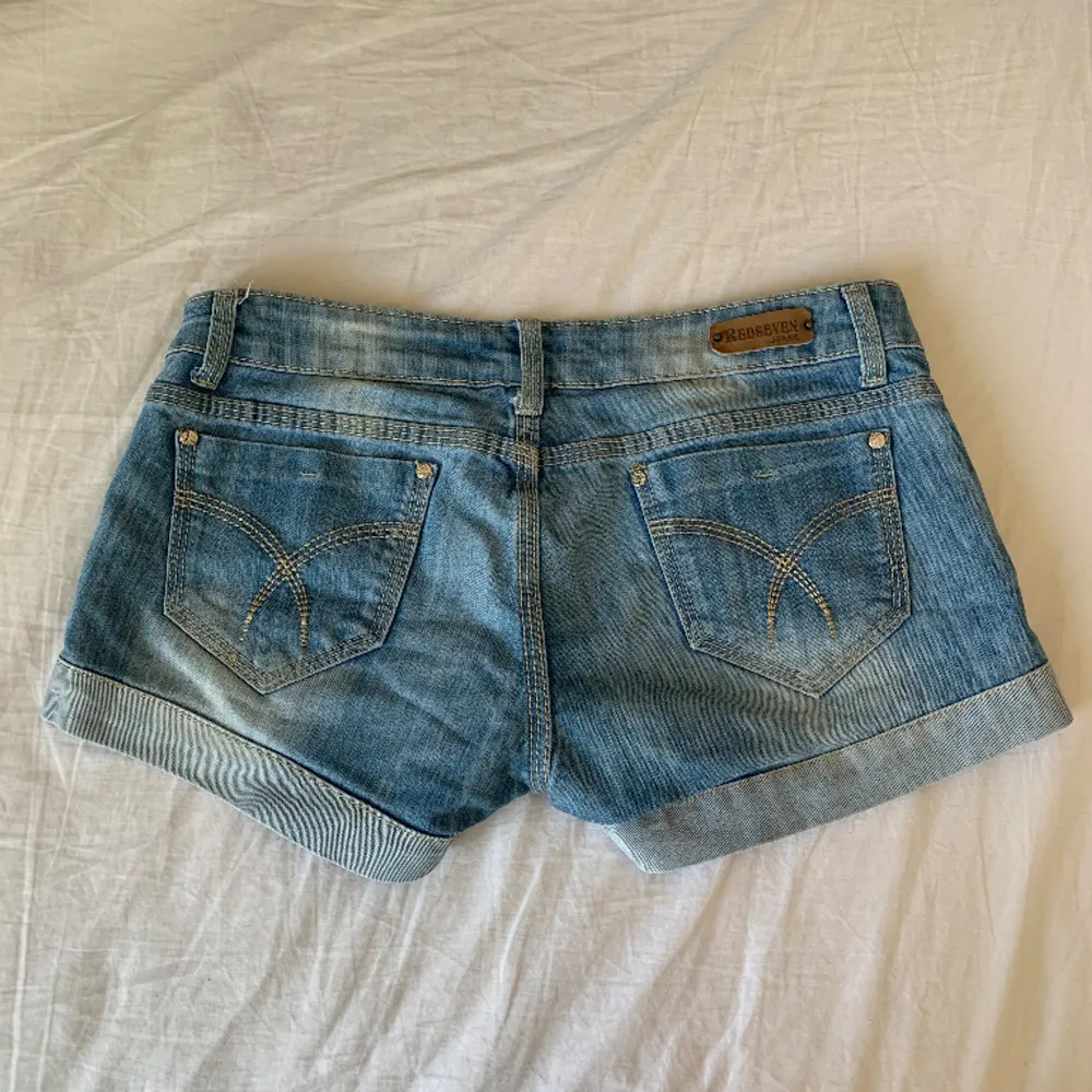Super snygga och sköna jeans shorts! Storlek S/38💕❤️. Shorts.