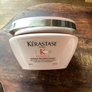 Kerastase Genesis Masque - Kerastase genesis mask, typ halva kvar! Funkar ej för mitt hår riktigt. Perfekt om man vill testa 