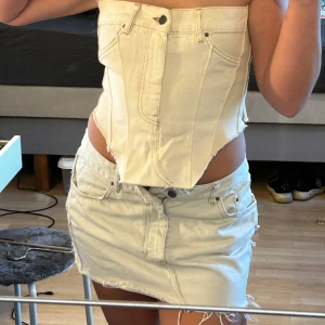 KJOL/TOP JEANS SET - Alice Stenlöf/NELLY set, använd 1 gång 🩷
