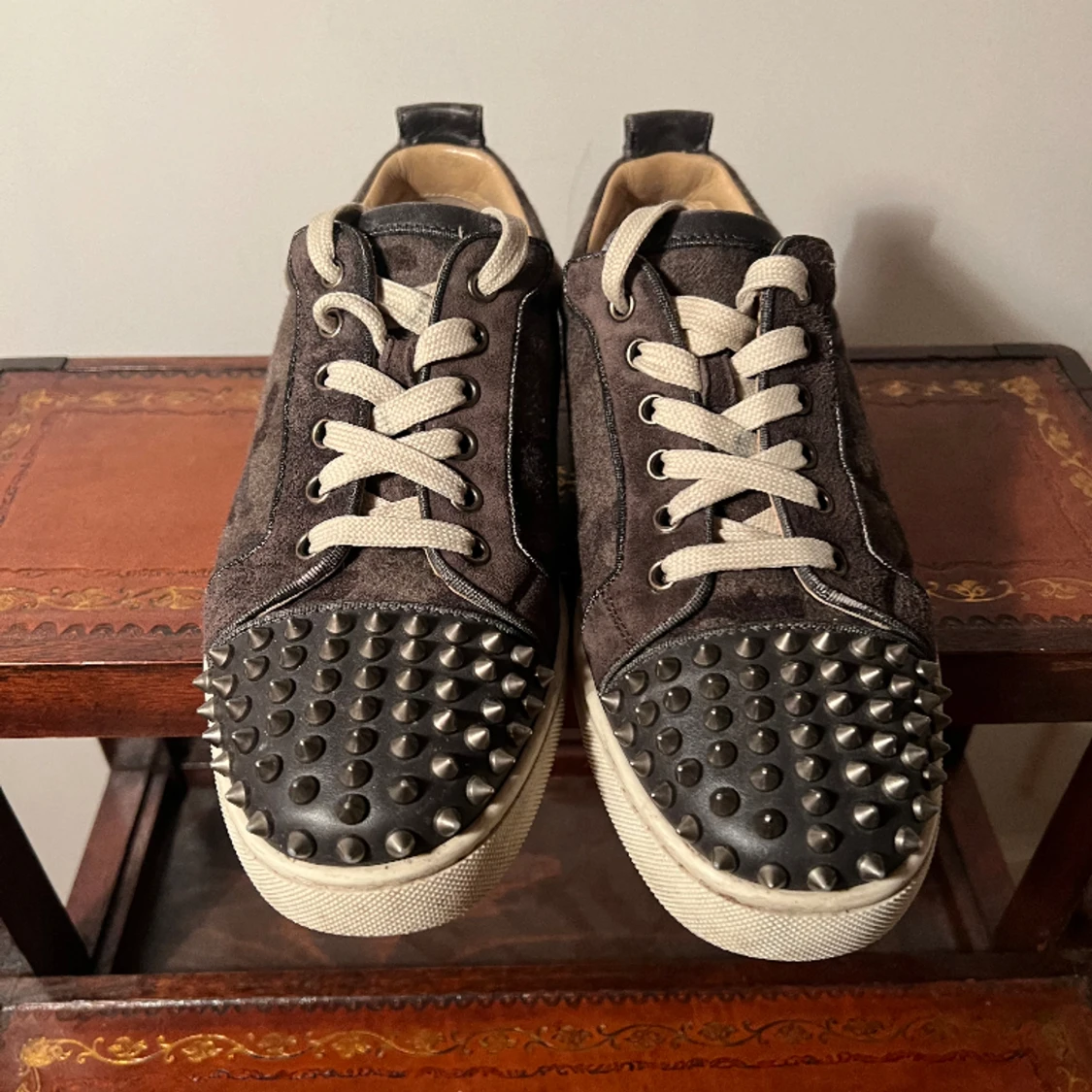 Christian Louboutin  - 90