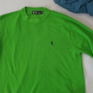 Polo Ralph Lauren sweatshirt  - Polo Ralph Lauren sweatshirt går ner i pris vid snabba afärer 