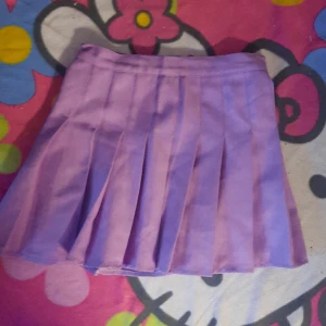 Lila veckad schoolgirl kjol - Storlek; XS