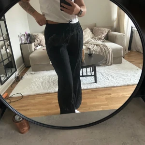 Linnebyxa - Linnebyxa från lager157 i storlek S, använda men bra skick!