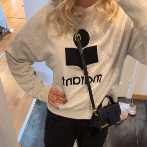 Isabel marant sweatshirt  - Säljer min Isabel marant tröja i nyskick