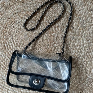 Väska  - Fin väska från Ginatricot 