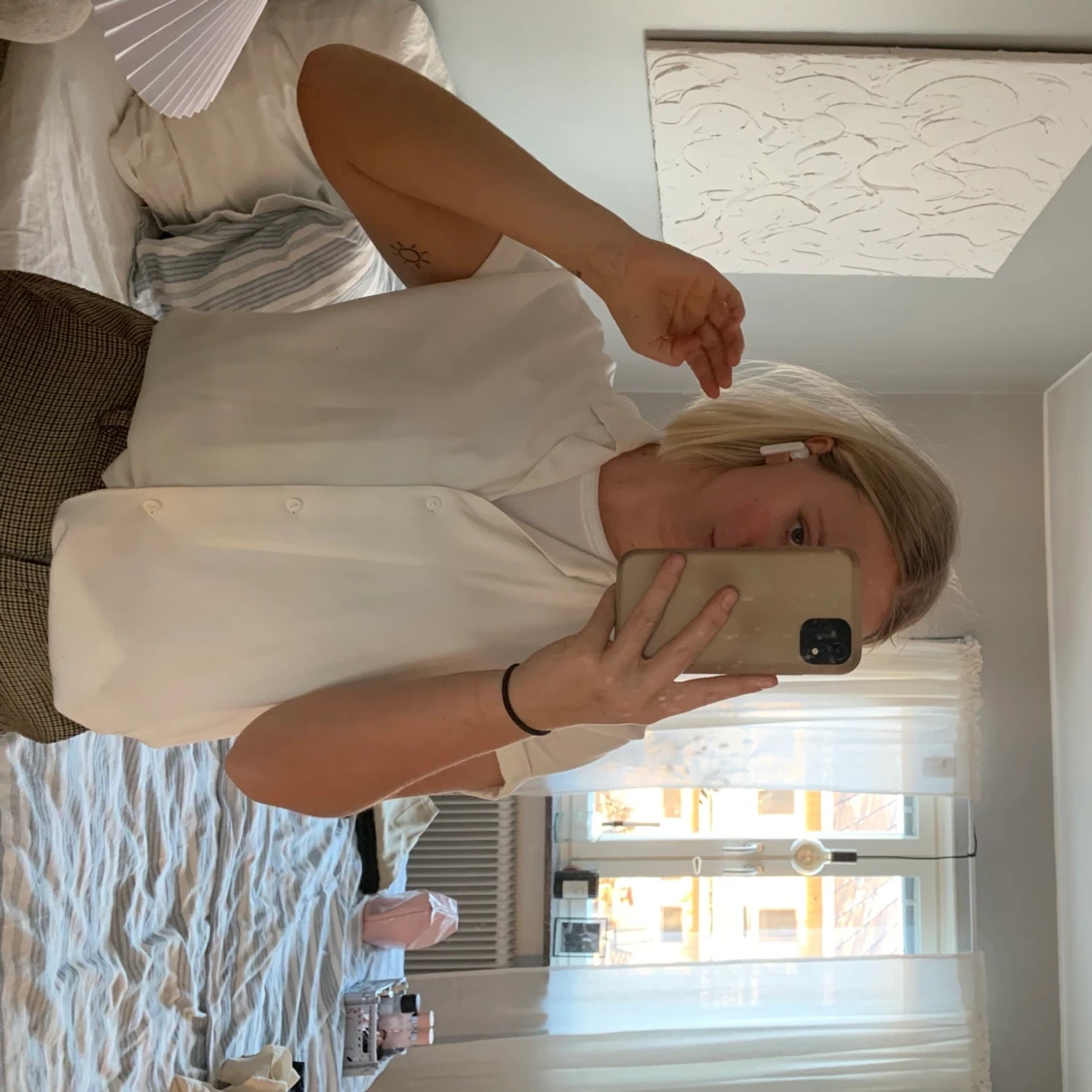 Jaqueline de yong  - 91