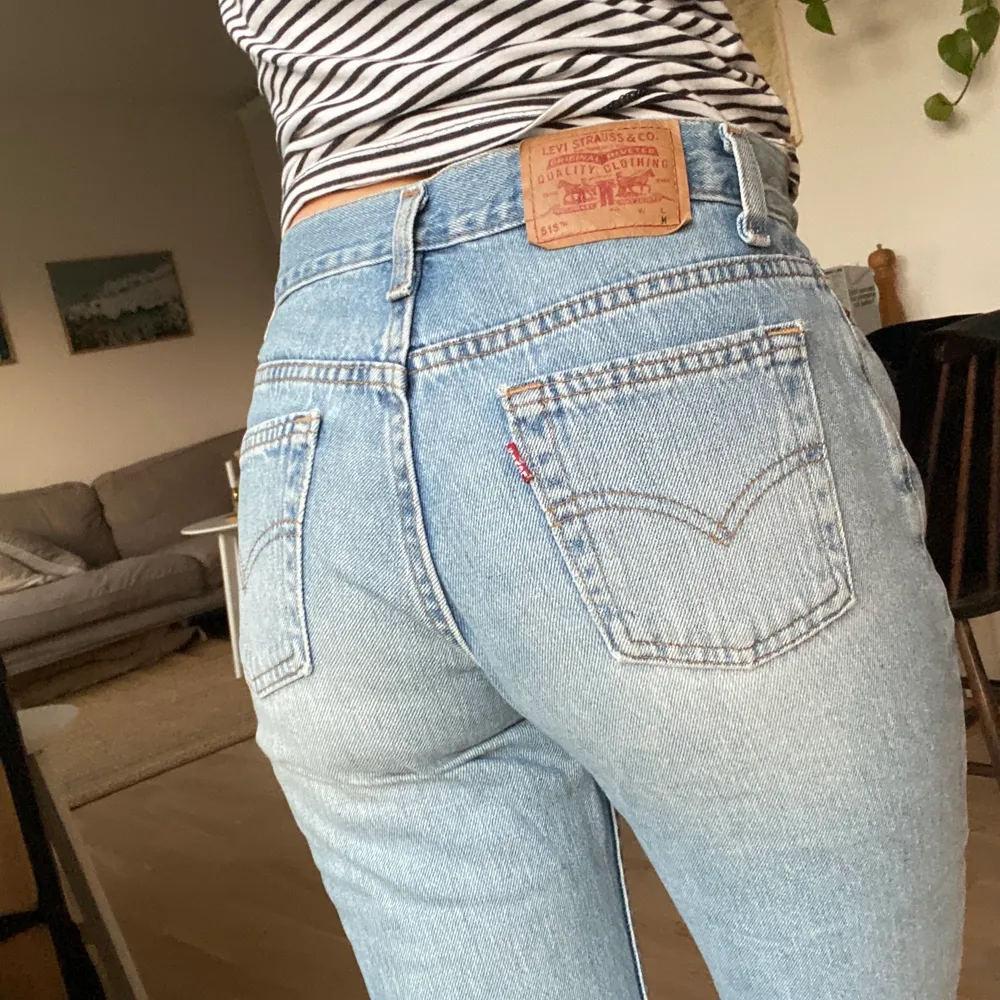 Levis jeans som inte kommer till användning. Står M o storlek men skulle säga att de passar mellan s-m. Jeans & Byxor.