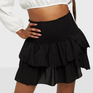 Volang kjol - As fin volang kjol från Pieces inköpt förra året 🤍