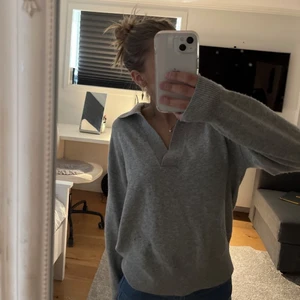 Stickad - Super fin stickad grå tröja! 