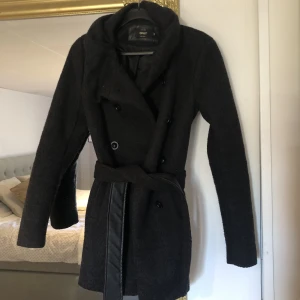 Kappa - Super fin kappa från only i storlek xs som inte kommer till användning! 100 kr 