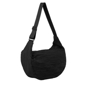 COS smocked crossbody bag - Skitsnygg crossbody-bag från COS.  Inget att anmärka på vad gäller skick! 