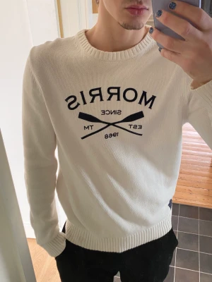 Stickad morris tröja - Knappt använd och väldigt fint skick!