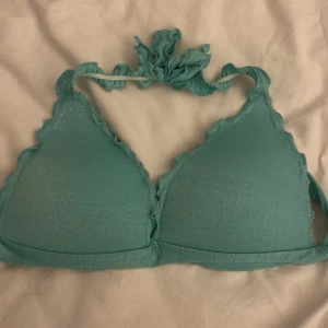 Bikini - köpt förra året, aldrig använd