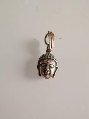 Äkta silver Buddha hänge i jätte bra skick, mycket vacker och unique 
