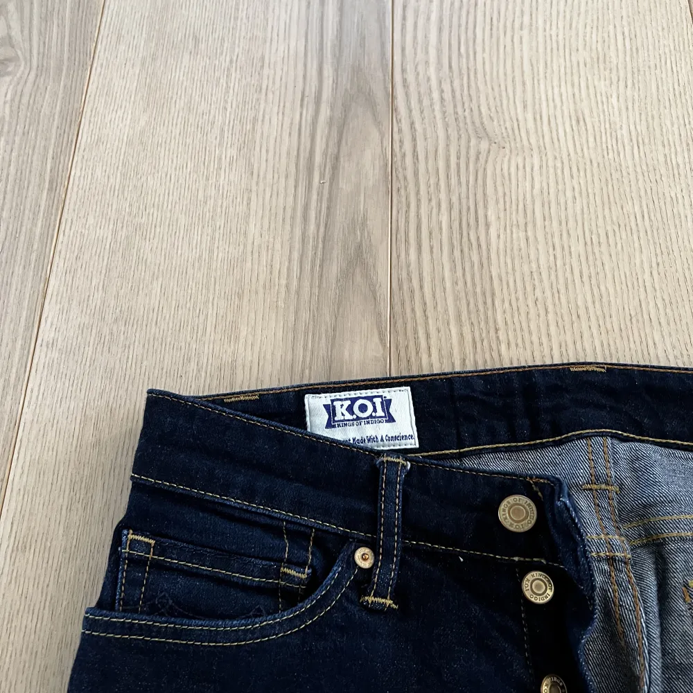 Knappt använda jeans från kings of indigo. Köpta för 220€. Jeans & Byxor.