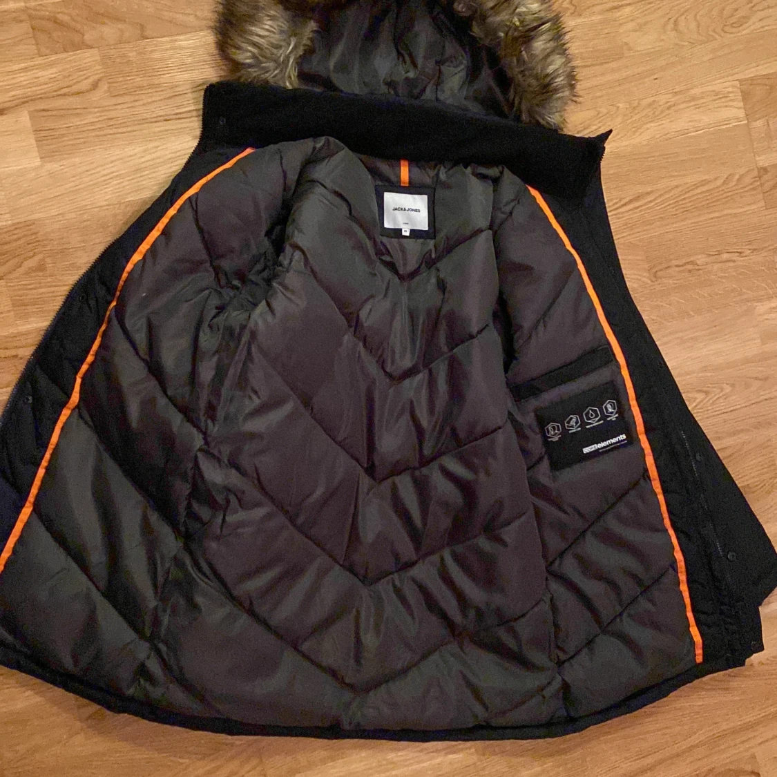 Vinterjacka (Jack and Jones) M