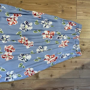 Blommig kjol  - Snygg vintage blommig kjol