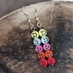 Handgjorda örhängen  - Handgjorda örhängen. (Fri frakt om ej spårbar)