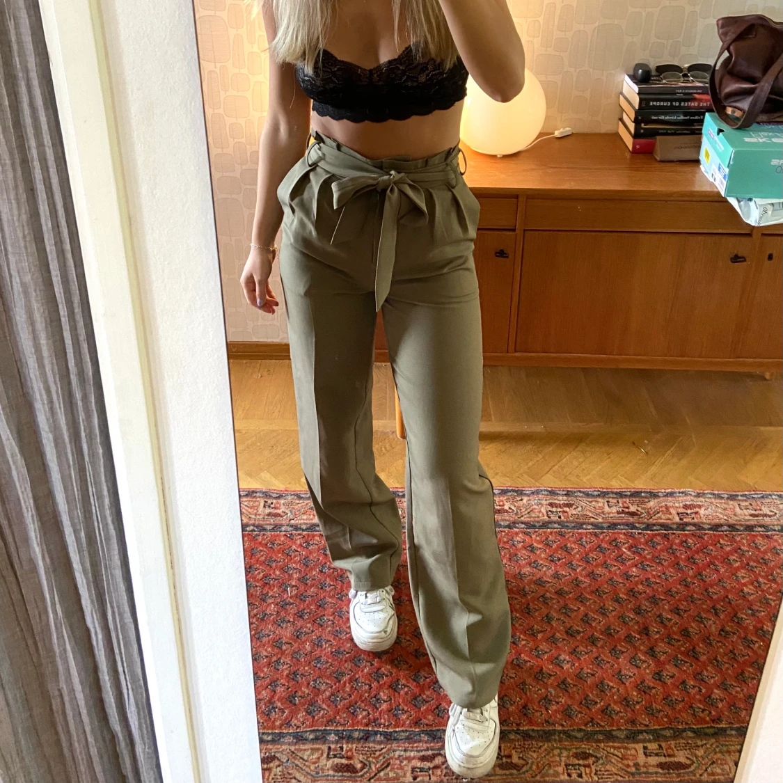 Gröna kostymbyxor - 90