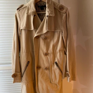 Äkta Marc Jacobs Trenchcoat  - Köpte i Japan