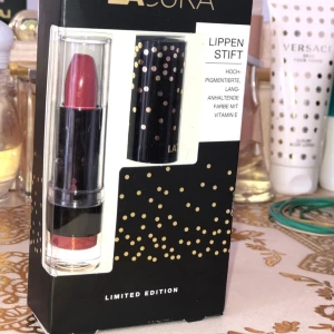 Isadora - Oanvända röd läppstift 