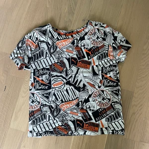 T-shirt - Cool t-shirt från puma, köpt secondhand, köparen står för frakten på 49kr 